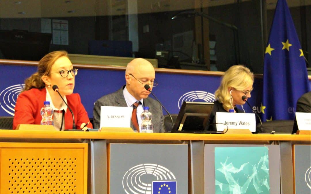 No more silo thinking: Reducing Pharmaceuticals in the Environment and AMR