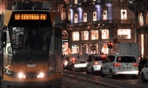 Milan cars tram airpollution