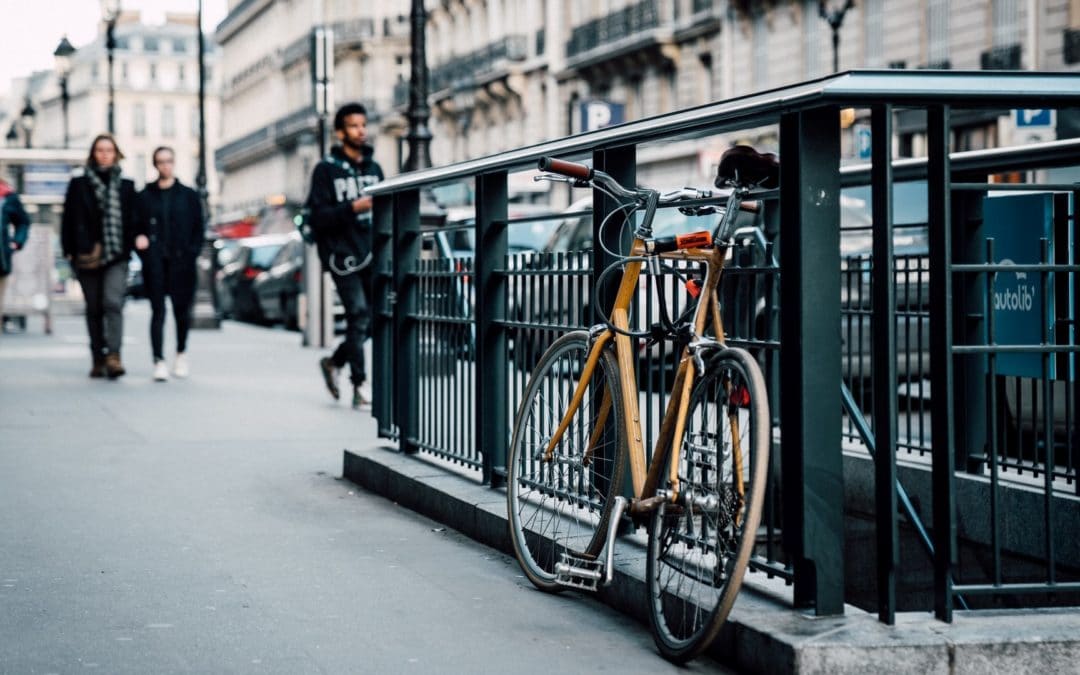 Air pollution and transport policies at city level