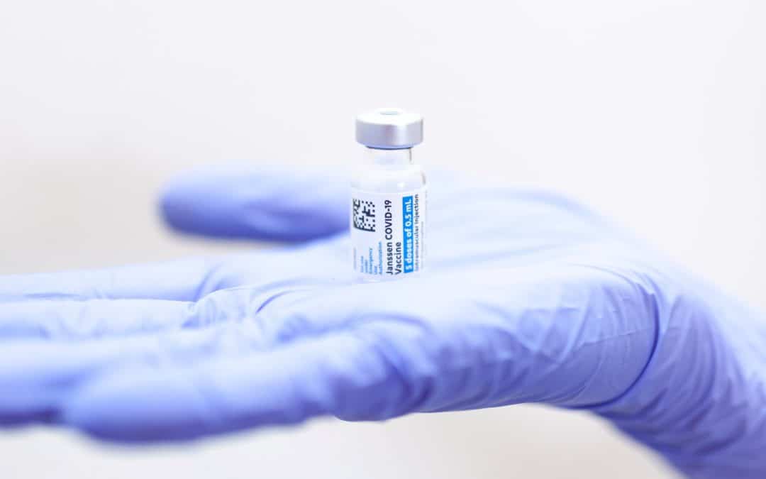 Vaccines for all? Undocumented Migrants and Homeless People Left Behind