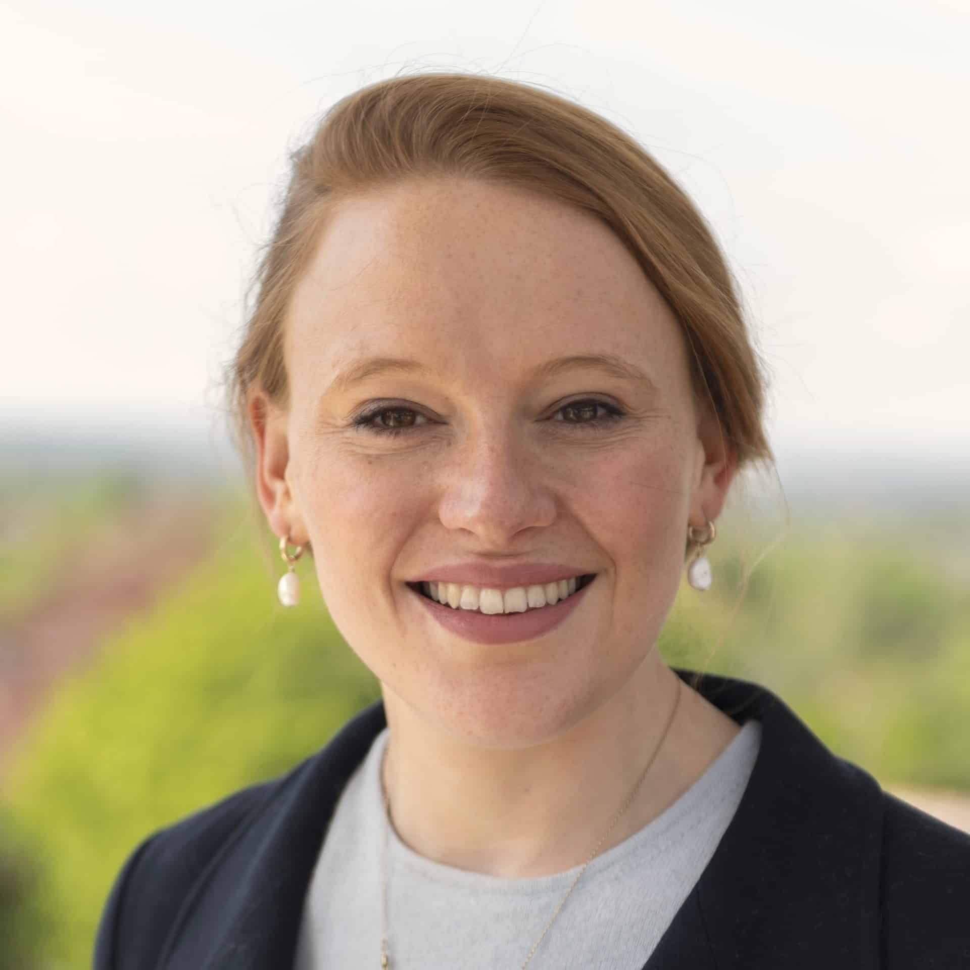 thumbnail hall rose square