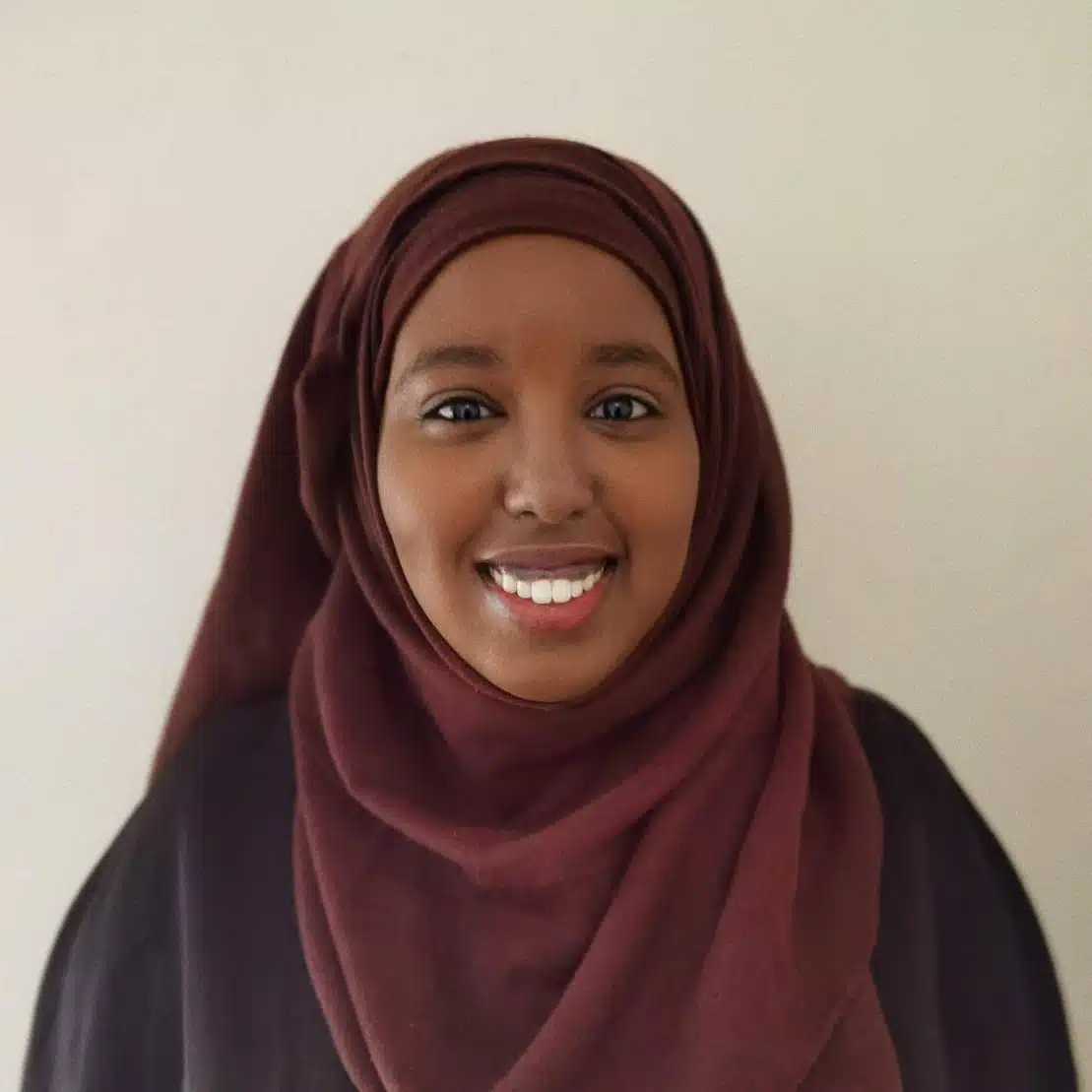 fatima awil photo in colour